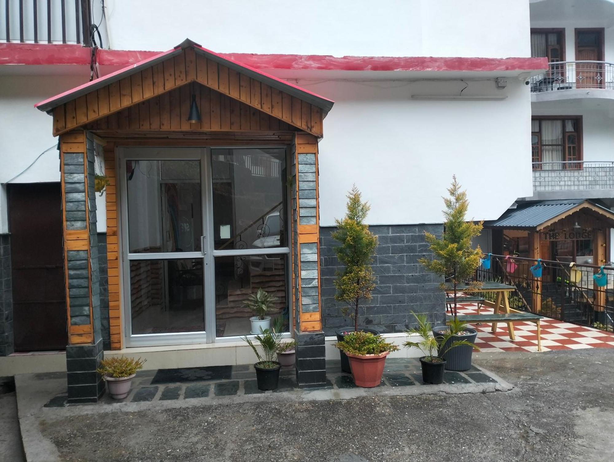 Aman Inn Dharamshala Bilik gambar